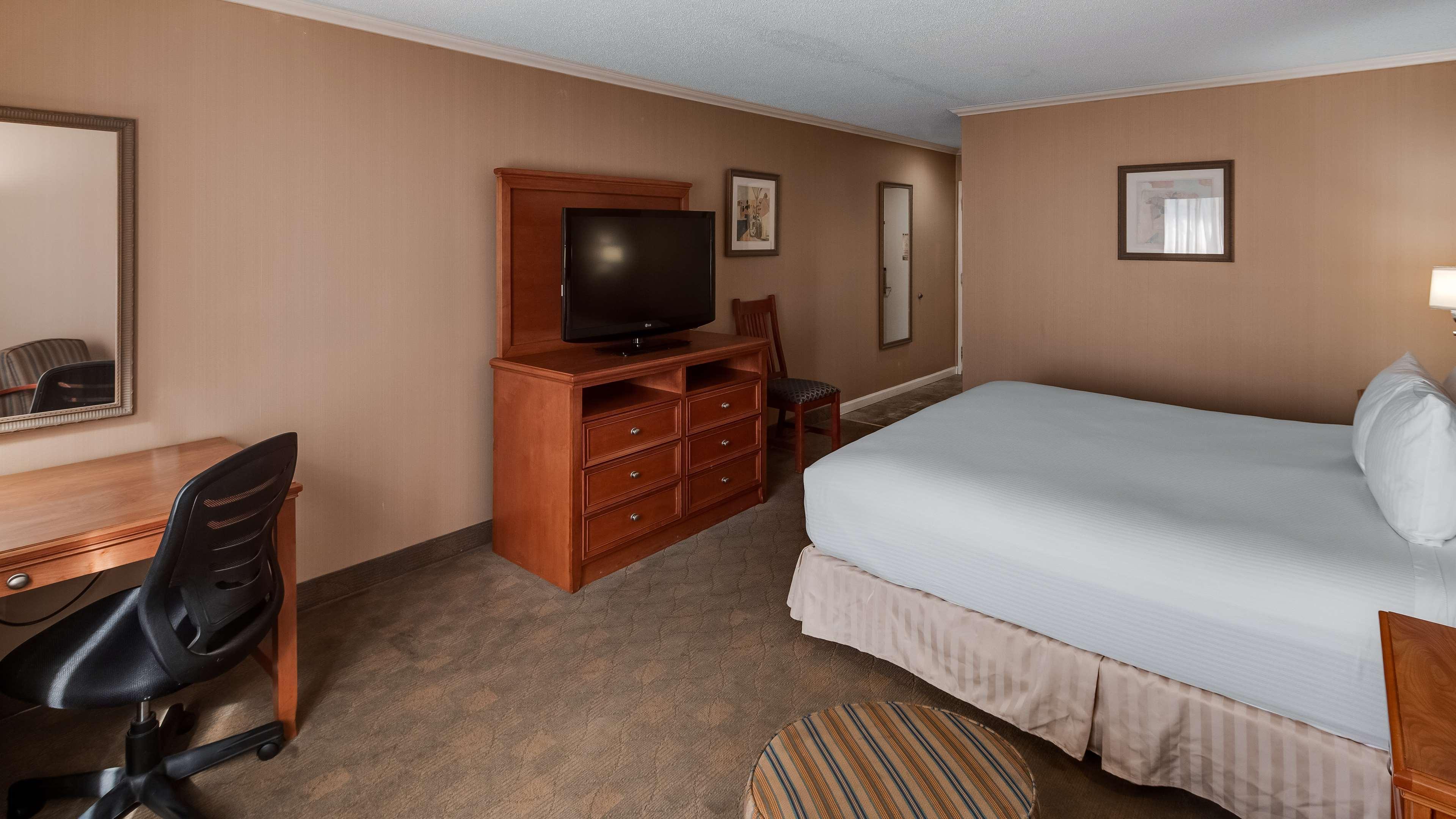 Best Western Lapeer Inn מראה חיצוני תמונה