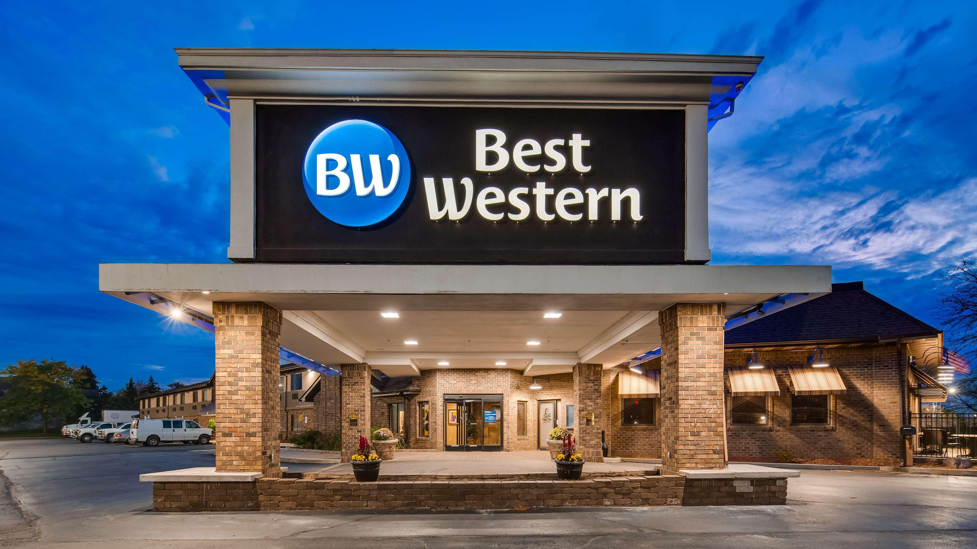 Best Western Lapeer Inn מראה חיצוני תמונה